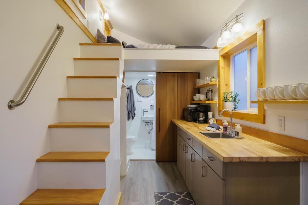 #Stayinmydistrict Overlook Backyard Tiny Suite 포틀랜드 외부 사진