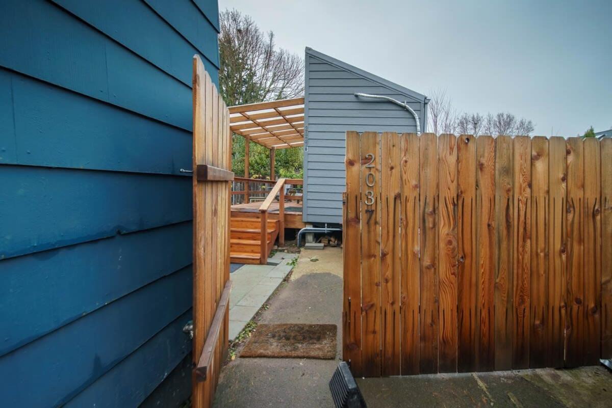 #Stayinmydistrict Overlook Backyard Tiny Suite 포틀랜드 외부 사진